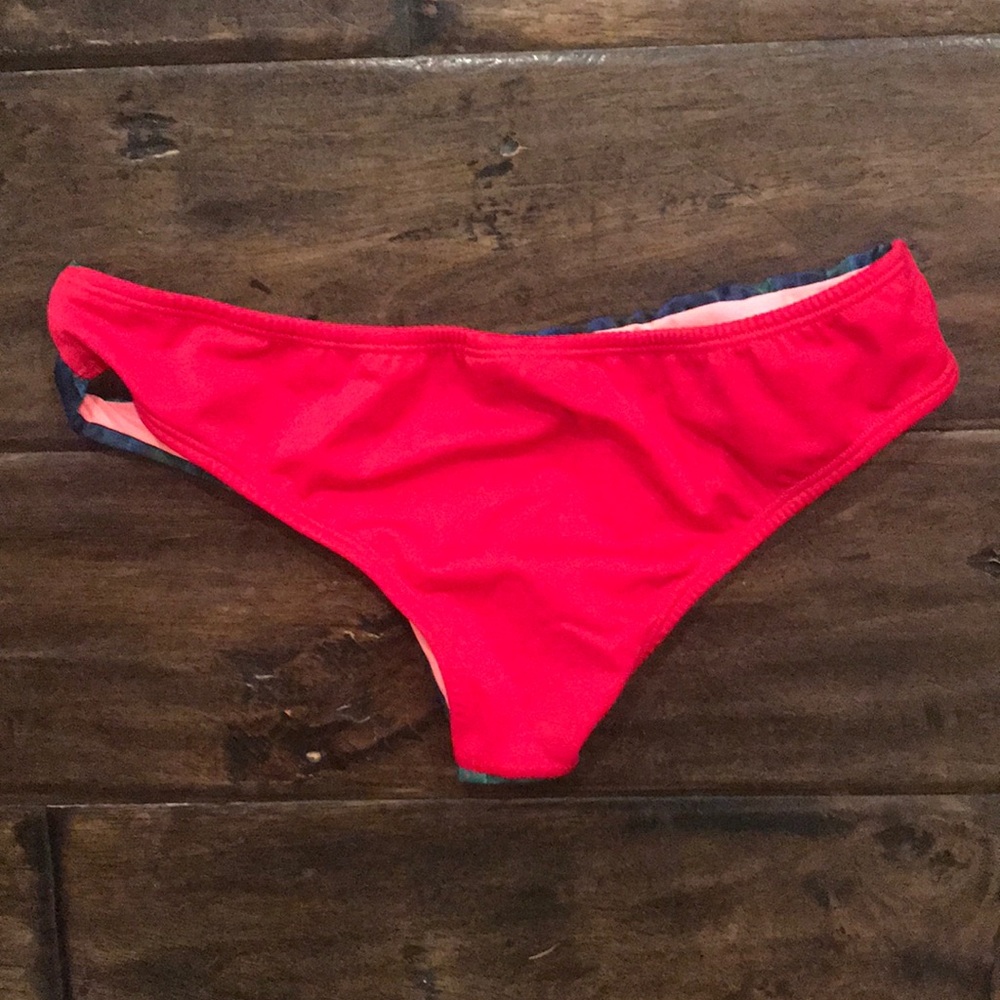 Bathing suit - Picture 4 of 4